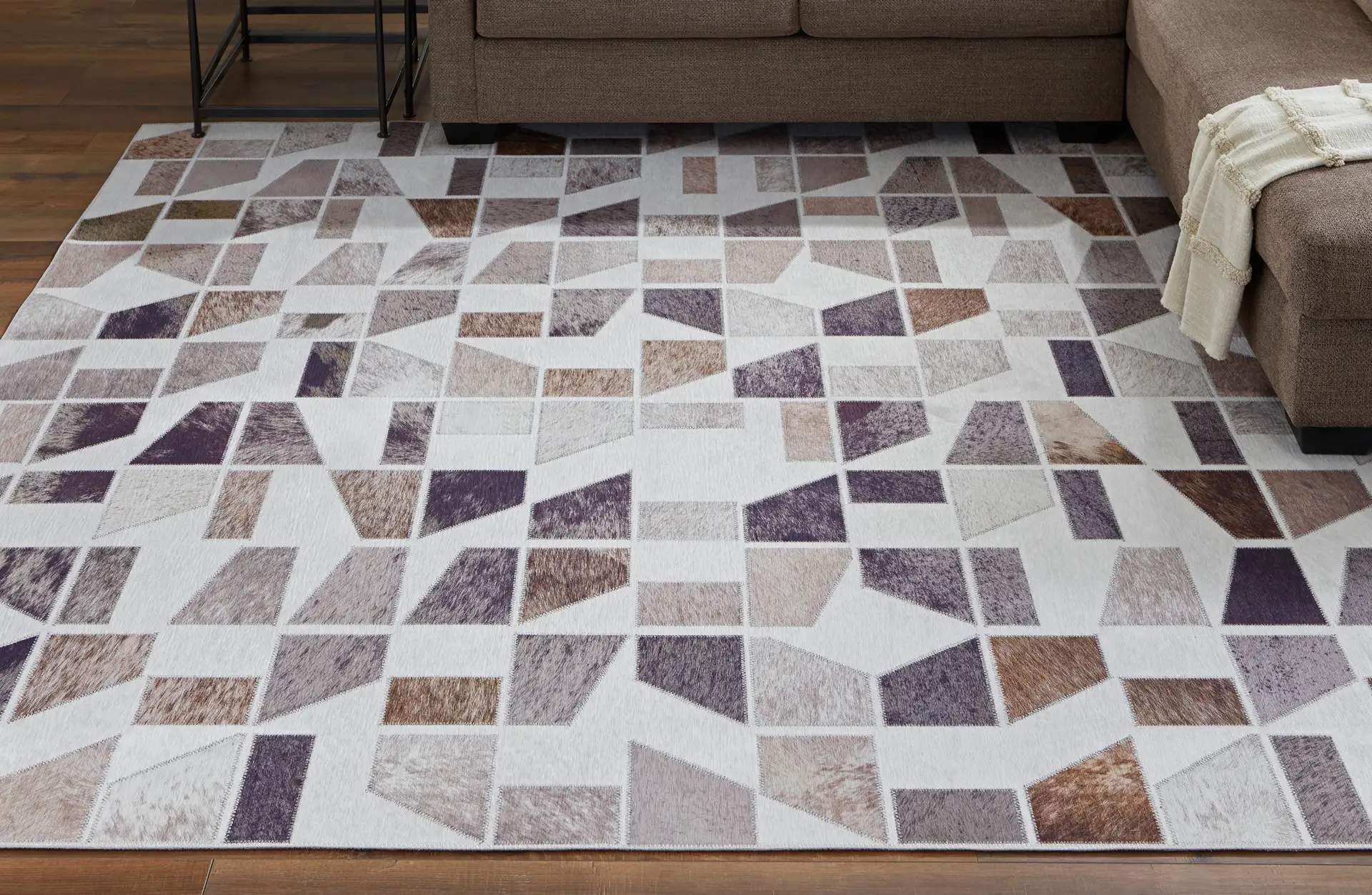 Jenny Area Rug Gallery Image